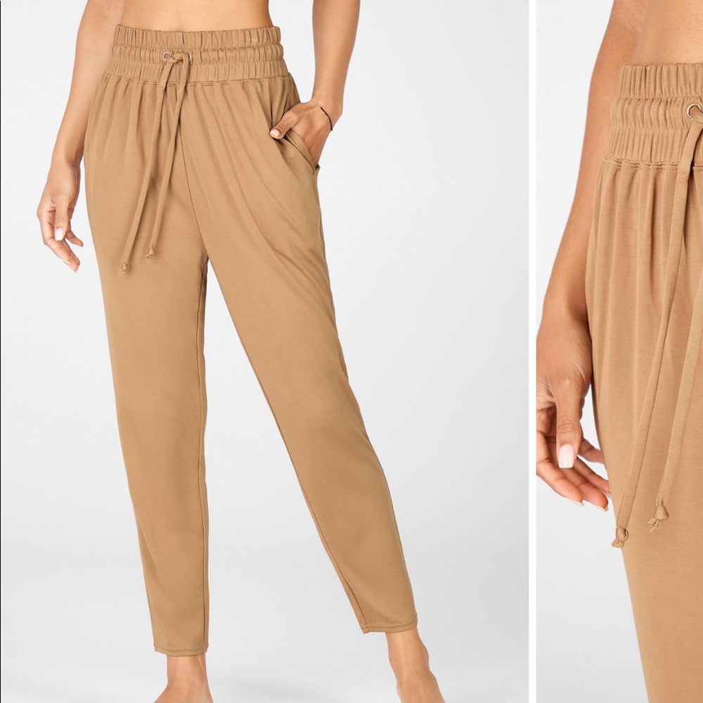 Fabletics blaine jogger NWT